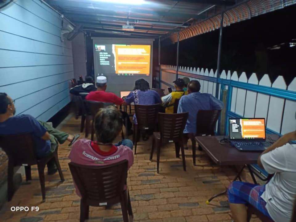 Hotel Branda Kampung Sumpitan Lenggong Tiada Sungai Kampong Ulu Jepai Exterior foto